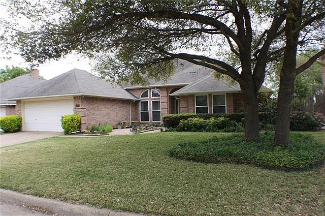 1st image of 4113 Brookway Dr