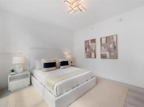 100 E Las Olas Blvd #3201, Fort Lauderdale, FL 33301