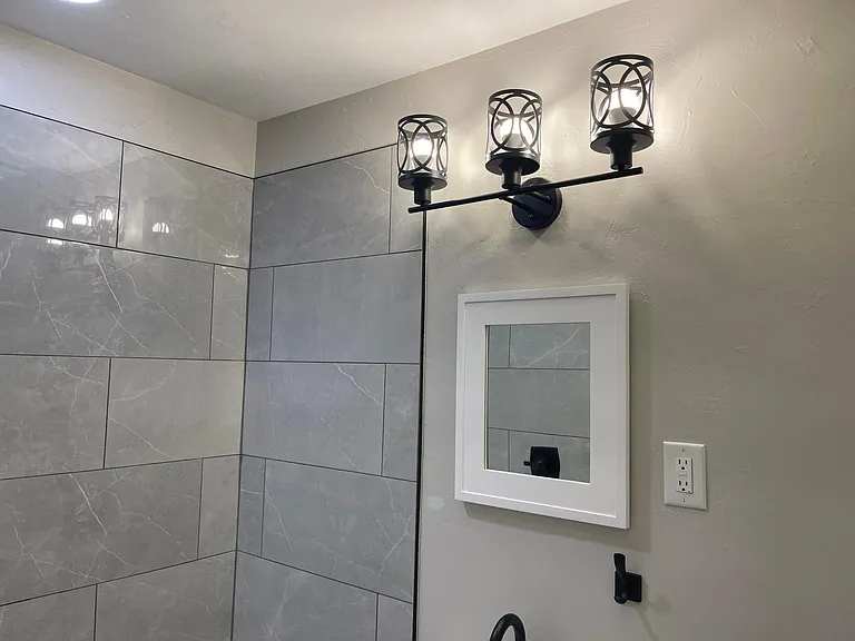 4520 N Harvey Pkwy #4 — Photo 17