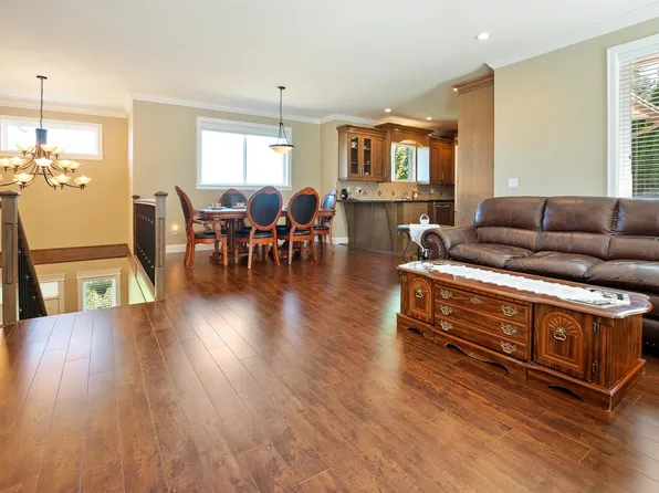 47264 Vista Pl, Chilliwack, BC V2R 0R9