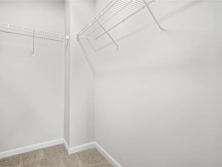 3181 Meadowstone Ln SW — Photo 18