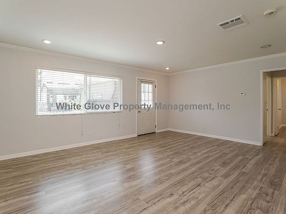 3rd image of 6049 Golden West Ave