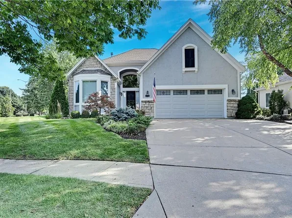 19903 W 99th Ct, Lenexa, KS 66220