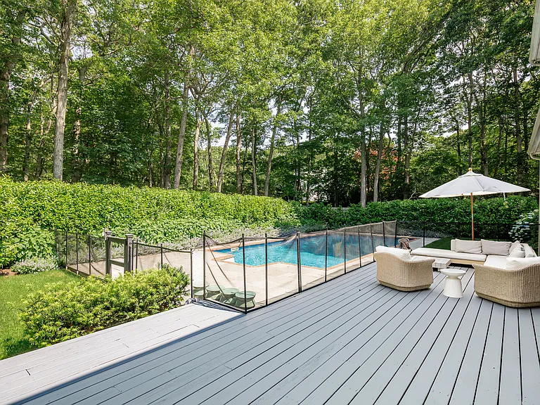 113 Northside Dr — Photo 35