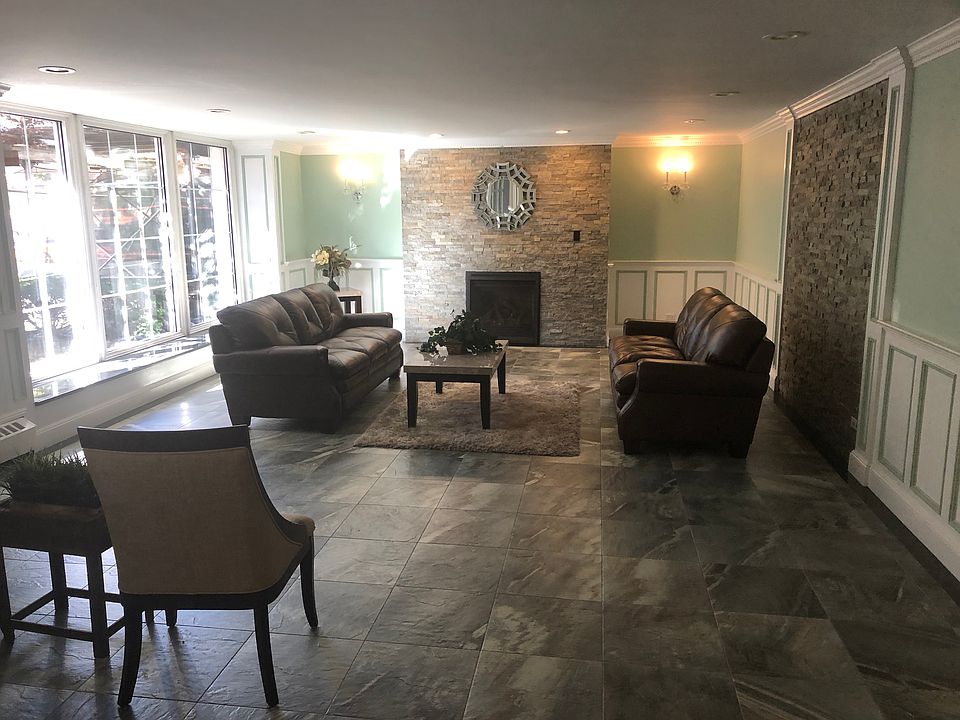 2nd image of 8610 151st Ave APT 2B