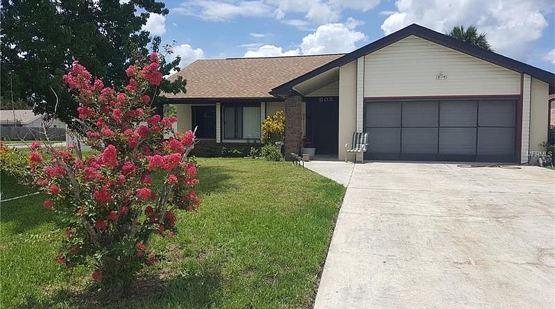 1st image of 602 Green Dr