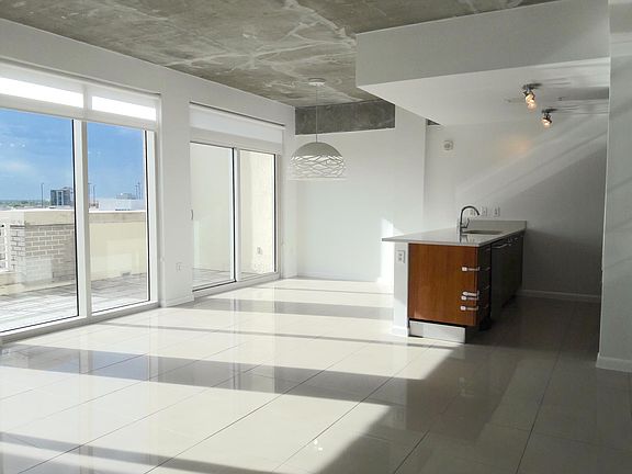 5th image of 3250 NE 1st Ave APT 547