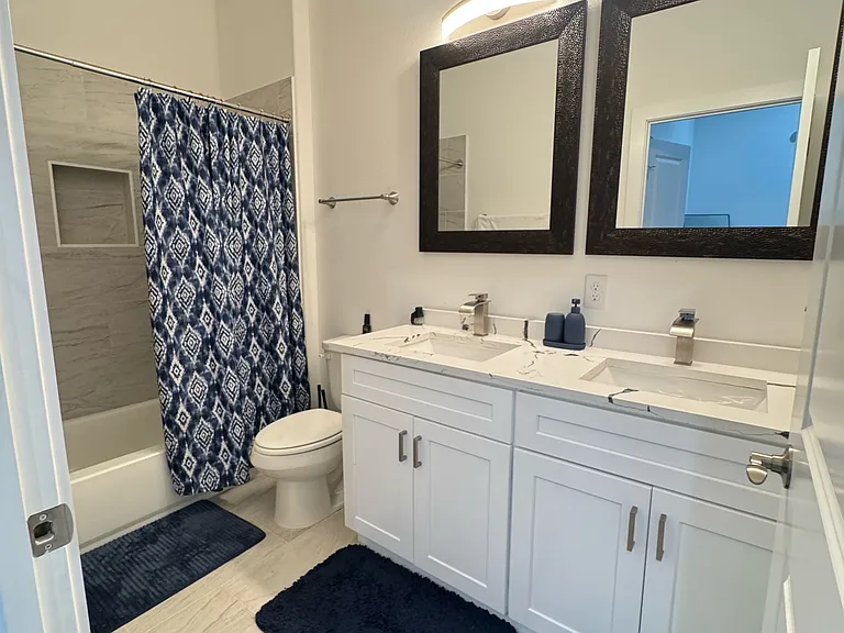 4514 Galesburg St — Photo 34