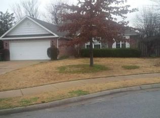 3444 Acorn Falls Ln, Springdale, AR 72764