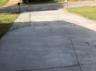 3205 Fitzgerald Pl, Greensboro, NC 27405