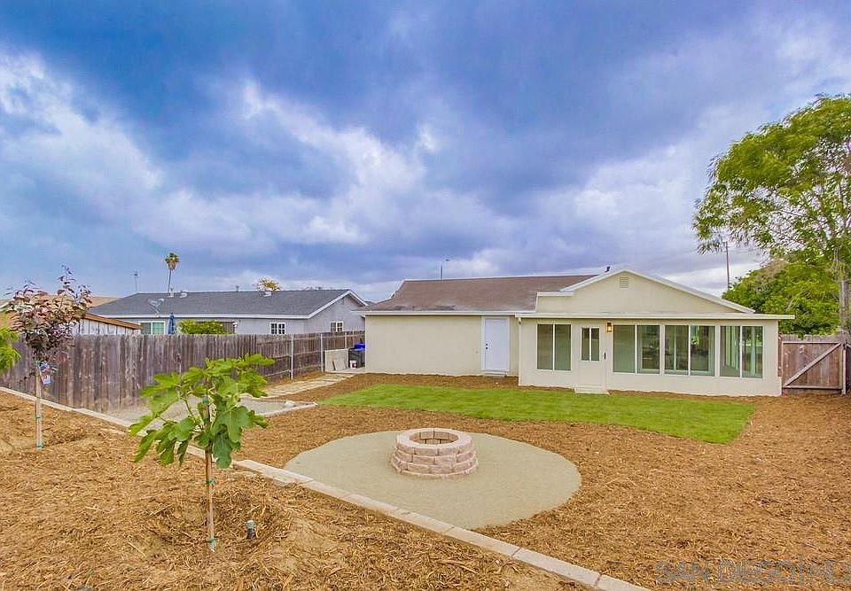 1st image of 7446 Woodridge Way