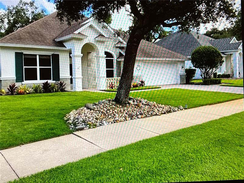 1st image of 6 Lionshead Dr
