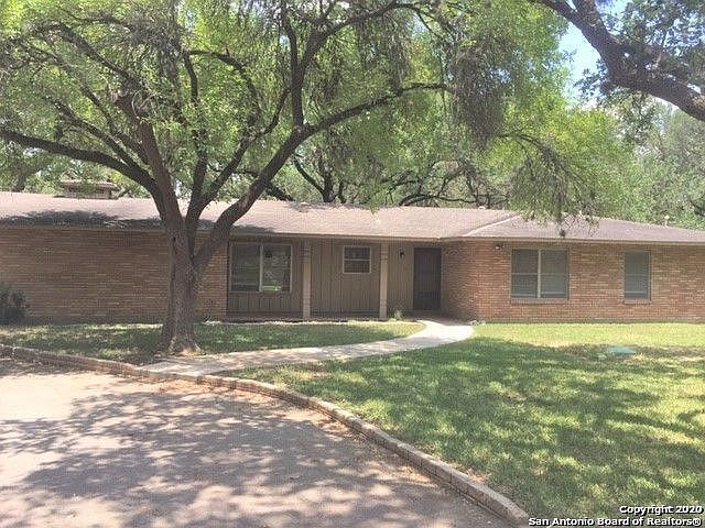 1st image of 307 Fawn Dr
