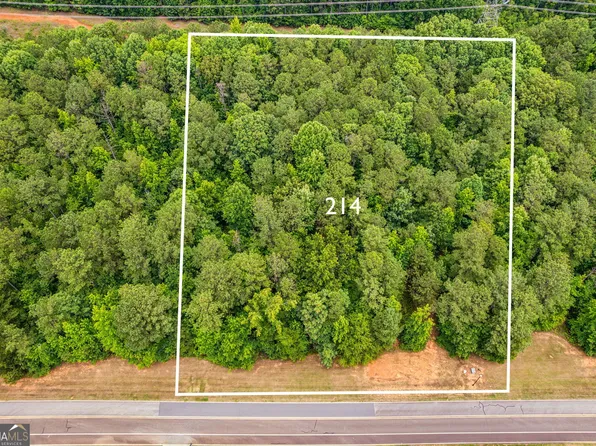 214 Crescent Dr, Forsyth, GA 31029