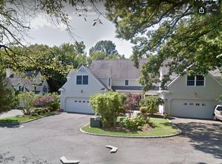 12 Ledge Ave, New Canaan, CT 06840
