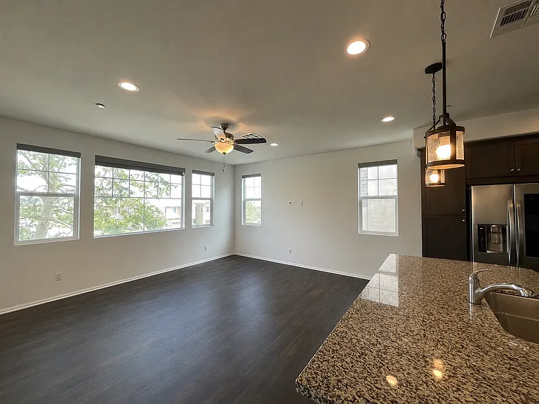 12170 Chorus Dr — Photo 5