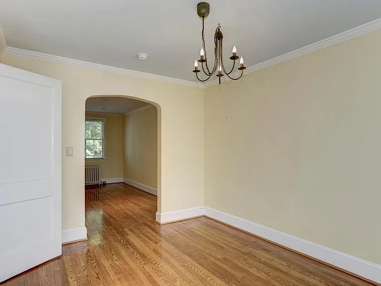 3614 Whitehaven Pkwy NW — Photo 6