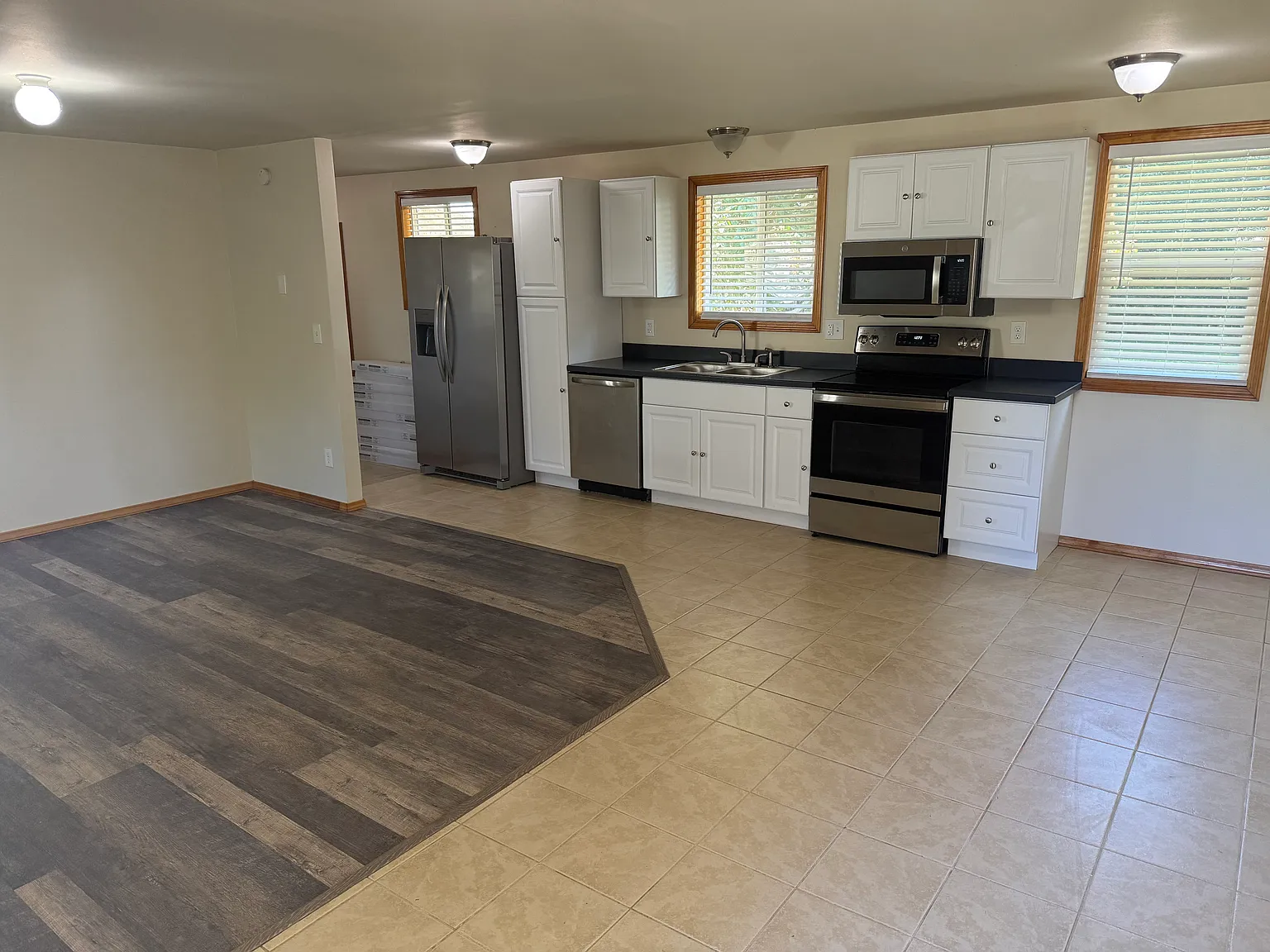 1 bed, 900 sqft, $2,000 — Photo 2