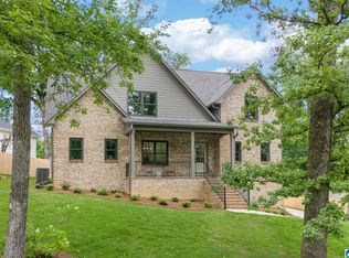 74 Parkway Dr, Homewood, AL 35209