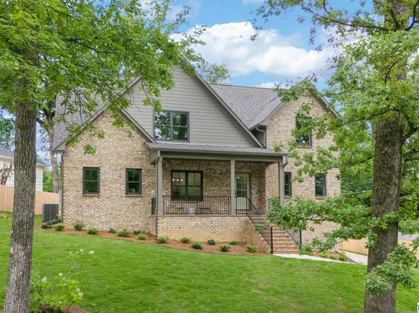74 Parkway Dr, Homewood, AL 35209