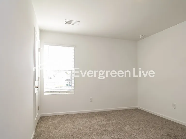 212 Stokely Way — Photo 11