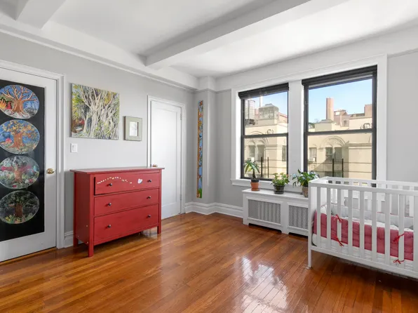 327 Central Park West image 7 of 13