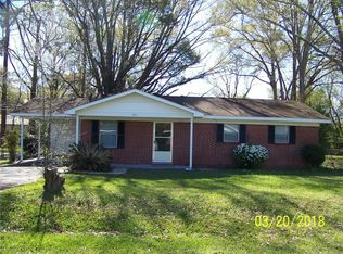 703 Elizabeth Dr, Saraland, AL 36571