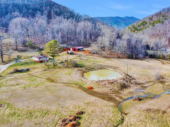 3rd image of 2265 Pico Rd