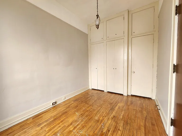 814 Center Ave #D — Photo 9