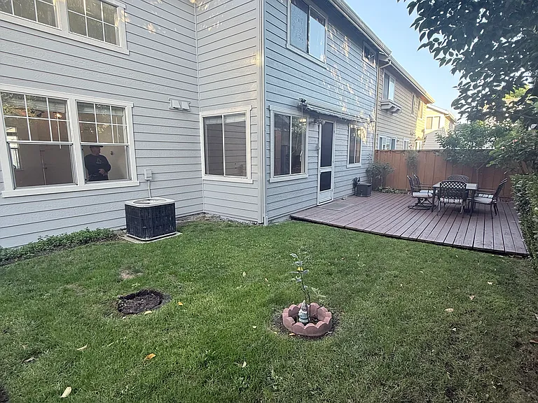 16 Elmwood Dr — Photo 10