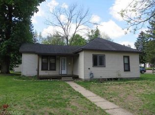 927 W Dodge St, Greenville, MI 48838