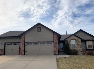 611 W Jamestown St, Andover, KS 67002