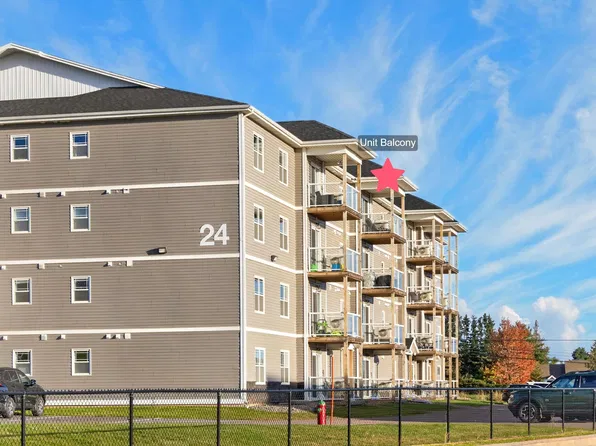 24 Gilbert Dr #401, Charlottetown, PE C1C 0W2