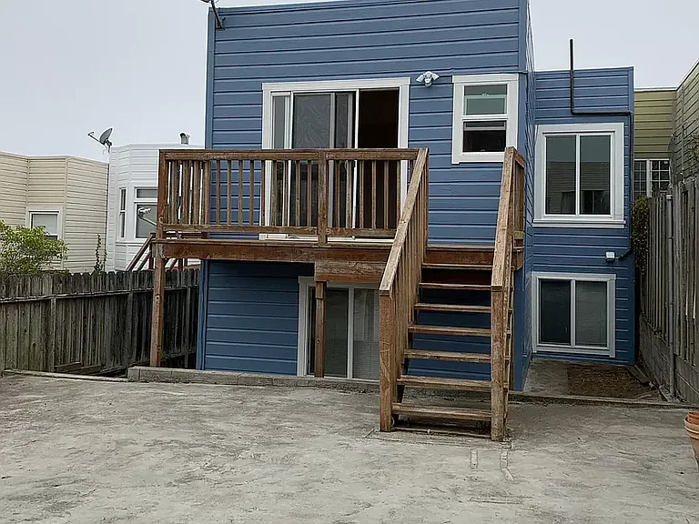 20th Ave — Photo 13