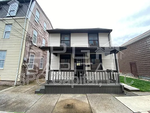 144 Wilson St Photo 1