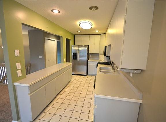 5th image of 654 143rd St E