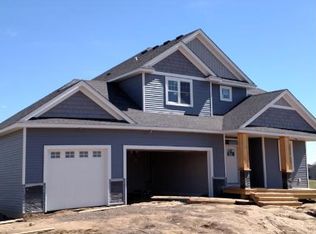 29151 Scenic Dr, Chisago City, MN 55013