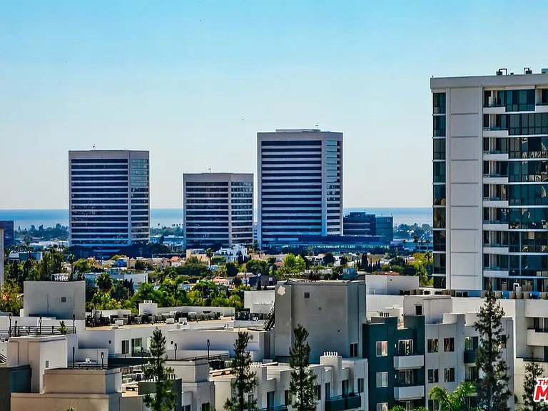 10520 Wilshire Blvd #1207 — Photo 10