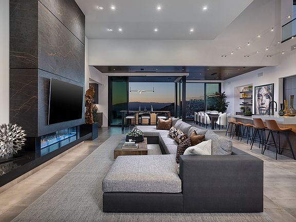 Residence 2 - Great Room