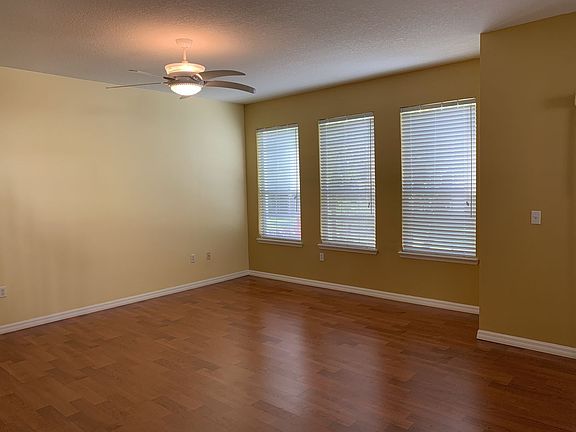 3rd image of 678 51st Ave N