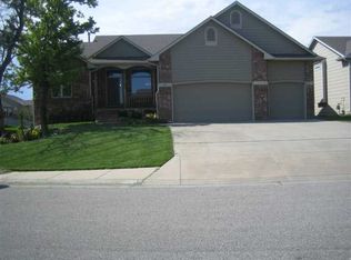 1007 N Wisteria Dr, Derby, KS 67037