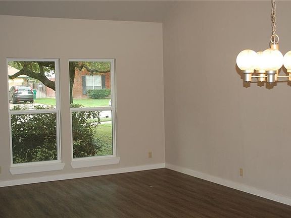 4th image of 16909 Dashwood Creek Dr