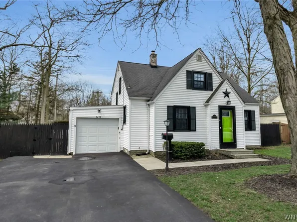 4248 Connection Dr, Williamsville, NY 14221