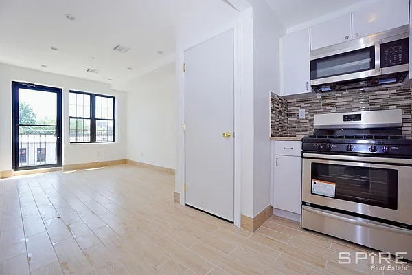 Rented by Spire Group | media 22