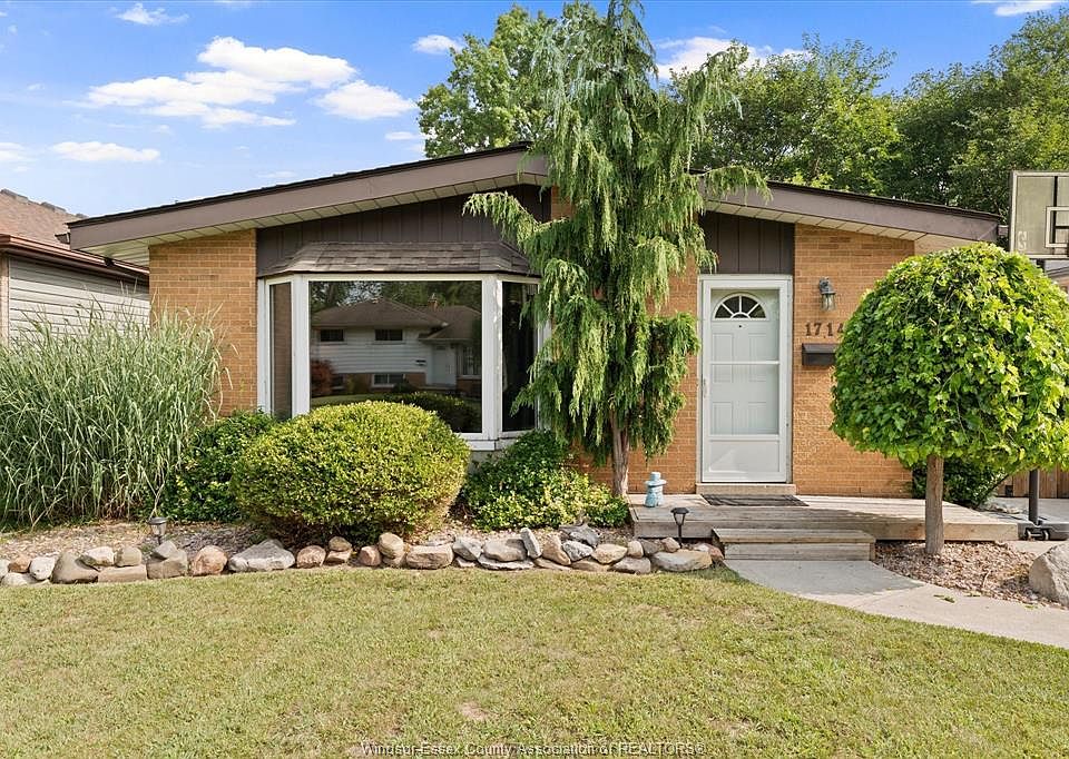 1st image of 1714 Sun Valley Dr