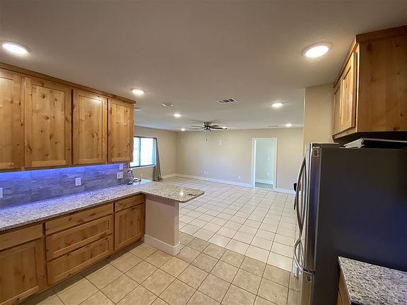 5th image of 2695 Fredwoods Dr