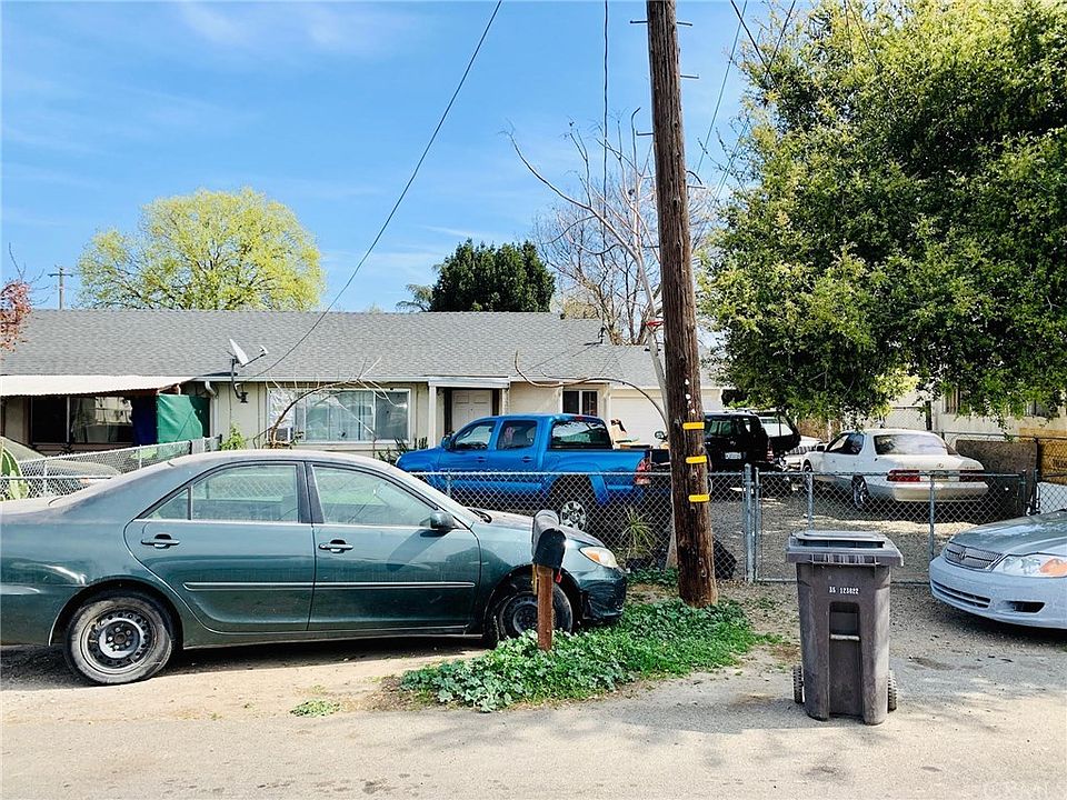 1st image of 804-806 S Dawes Ave