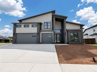 4312 S 87th St, Bentonville, AR 72713