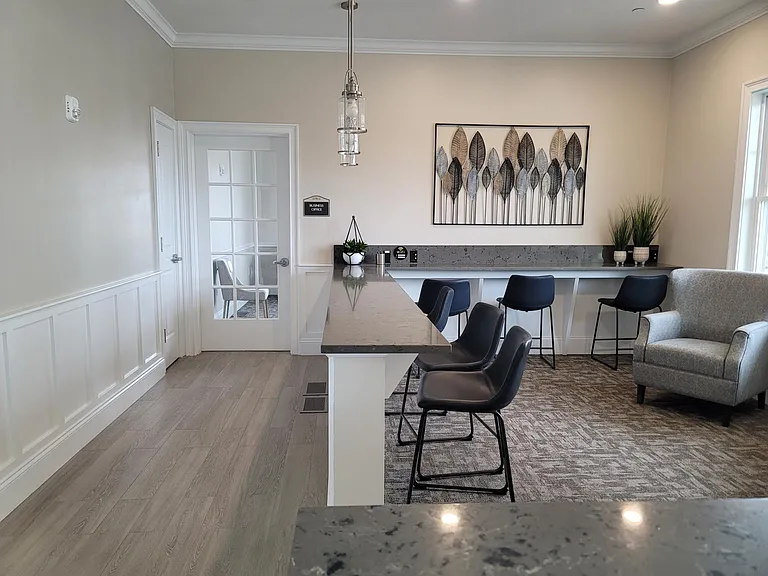 320 Middlesex Ave #B303 — Photo 49