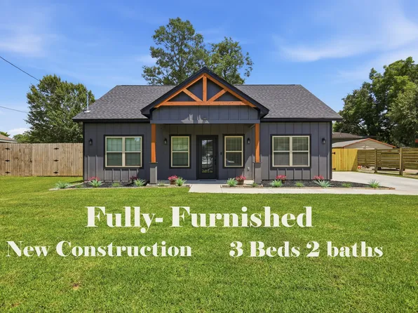 113 8th St, Nederland, TX 77627